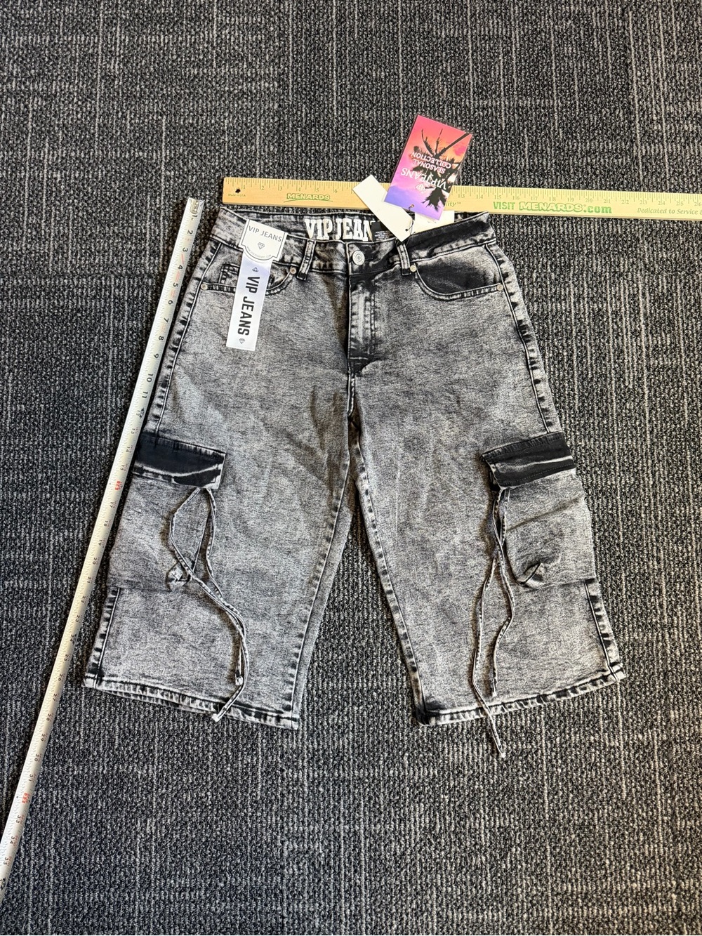 V.I.P. High Rise Stretch Cargo Denim Shorts 9/29 Acid Wash NWT VIP